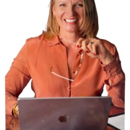 Peggy VEZIN